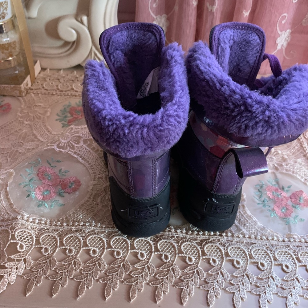 Girls UGG boots